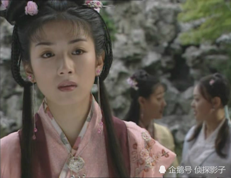 脖子上挂一把锁的古装女子,薛宝钗淡雅而高贵,李玉湖端庄又灵动