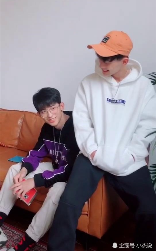 小奶狗,男孩子,小狼狗,抖音,笑容