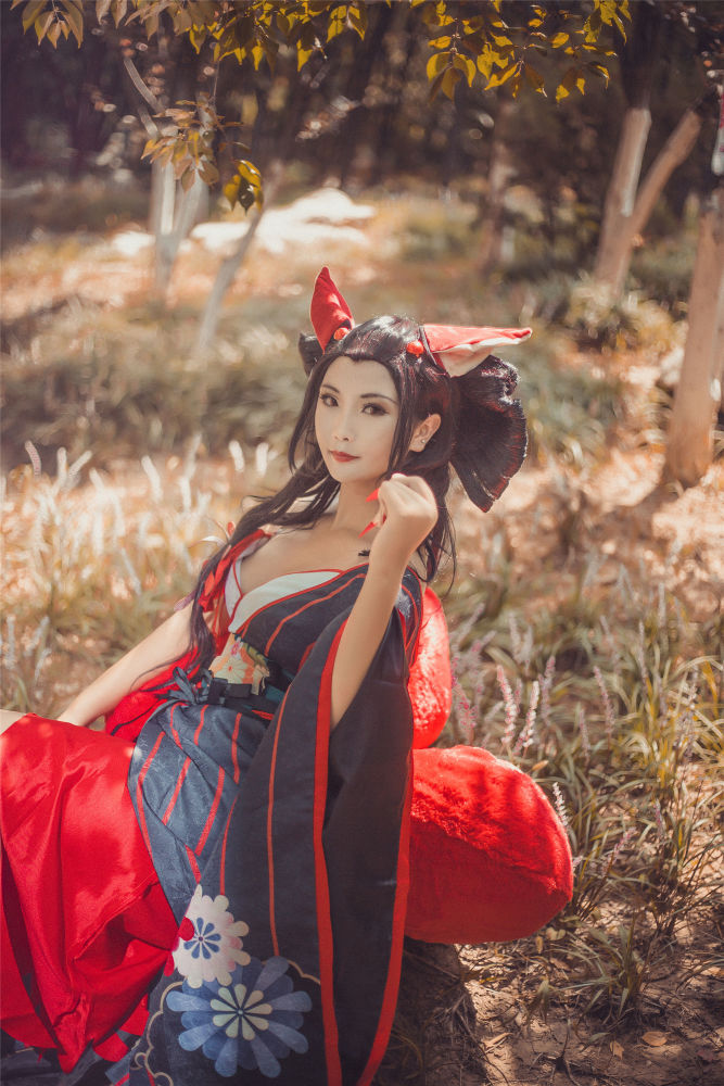 阴阳师 角色:三尾狐 cn:文琛