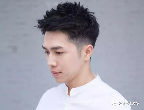别再剪"两边短"了,这11款男士发型现在最火!