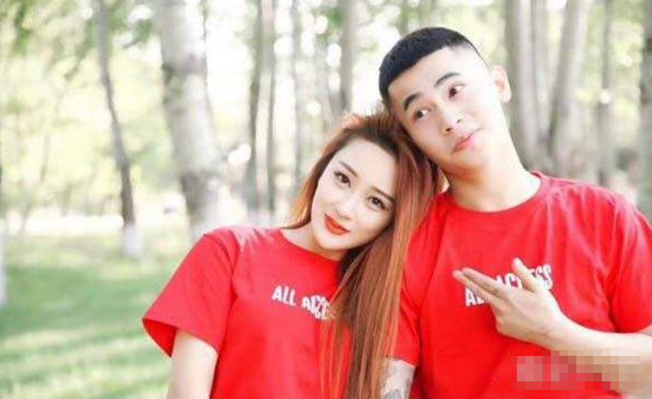 吴迪爆出女儿九儿的大名,非常好听,网友:九儿长得也好看!