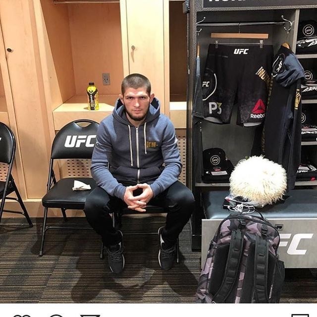 ufc嘴炮和小鹰已达到比赛现场,嘴炮对胜利很