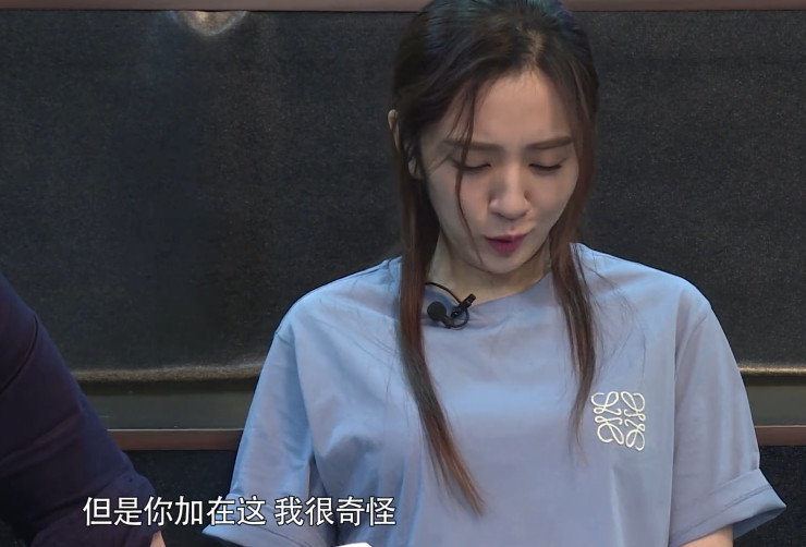 王晓晨崩溃落泪,5句话暗怼李念,李念不甘示弱