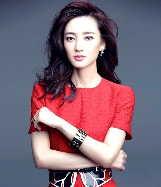 出生于内蒙古的5位美女明星