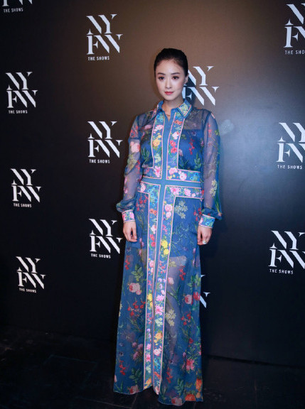 瘦人穿婚纱_适合瘦人女穿的裙子图(3)