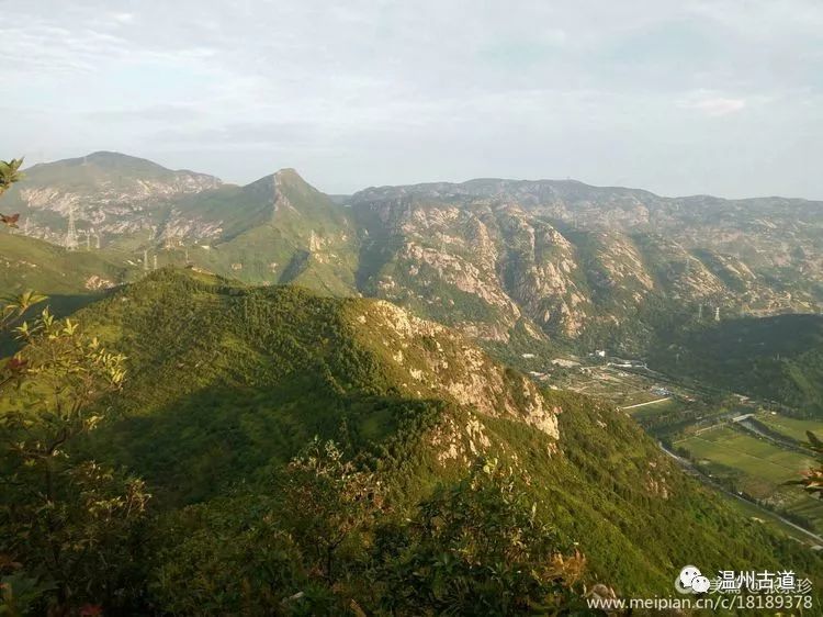 大罗山七尖尖尖通天，连绵而行山色无边