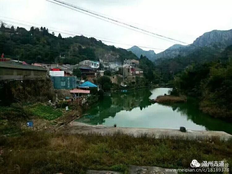 大罗山七尖尖尖通天，连绵而行山色无边