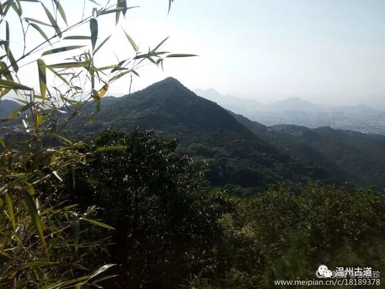 大罗山七尖尖尖通天，连绵而行山色无边