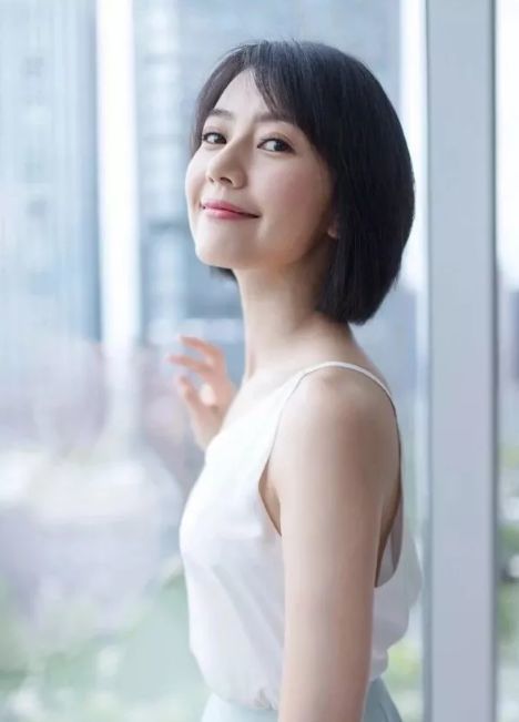 36岁宋慧乔婚后复出画风大变:成也发型,败也发型