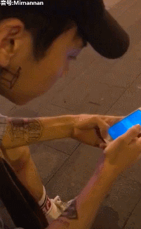 男生都应该是要有点小秘密的!