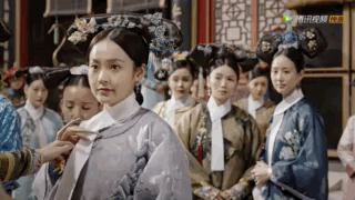 还是以前的TVB职场剧越看越经典，比如这部《女人最痛》