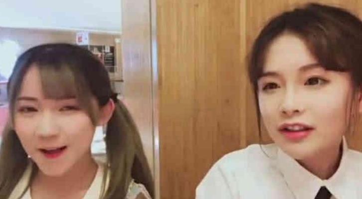 轩墨宝宝和女友照片曝光,他比女友漂亮,网友:闺蜜般和谐生活!