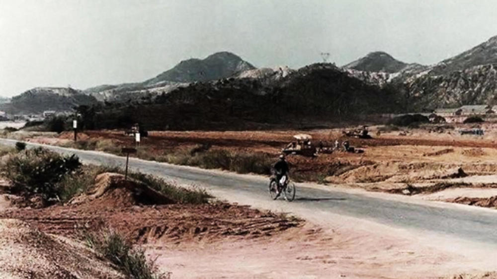 1979年的深圳老照片:到处是工地,正在从"小渔村"变成城市