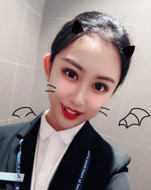 抖音"最美空姐"火了,卸妆后的素颜竟如此动人,宅男们都疯狂了