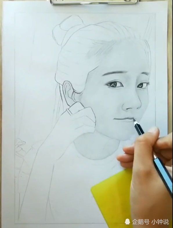 抖音女孩素描绘画作品火了,看完整个过程后,网友:最美