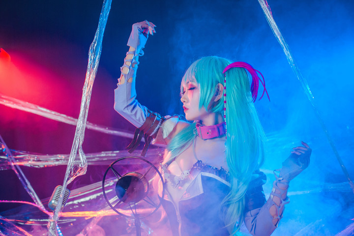 初音cosplay阿里阿德涅是风情万种的公主殿下啊