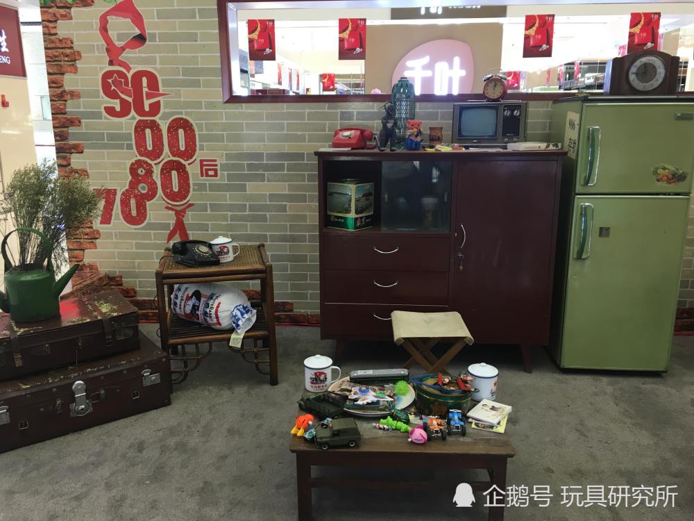 7080怀旧场景和老玩具,回不去的时光,这些物件你还认得不