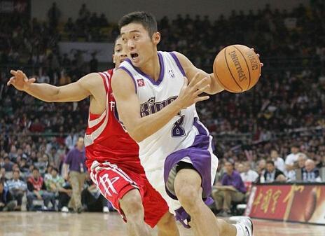 为何贺天举能打NBA季前赛 被火箭选中的周琦