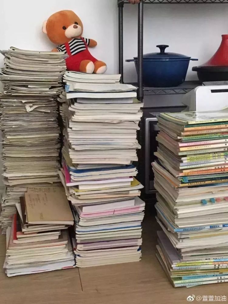 学霸诞生记:你读过的书还没我做过的试卷高!