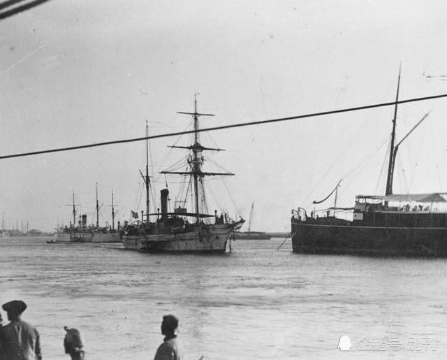 1900年老照片,八国联军攻击下的天津,占领港口后又炮毁码头