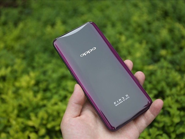 vivonex 首先第三名分别是oppo findx和vivo的nex手机这两款手机在