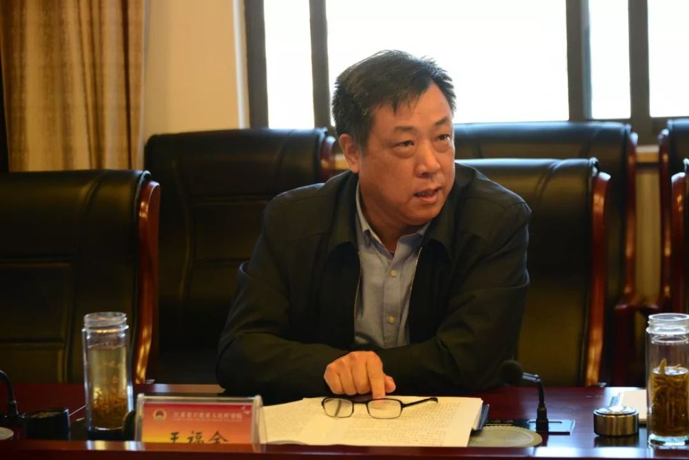兴化市政协主席沙顺喜一行来我院调研检察工作