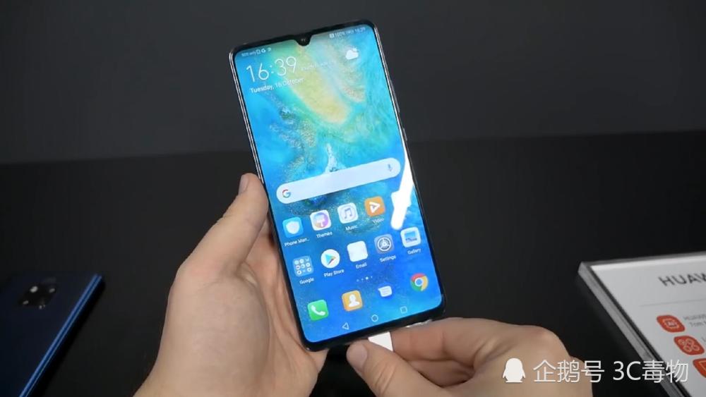 华为Mate20X上手试玩:专业游戏手柄《绝地求