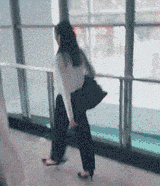 你穿了高跟鞋,就不会下楼了吗