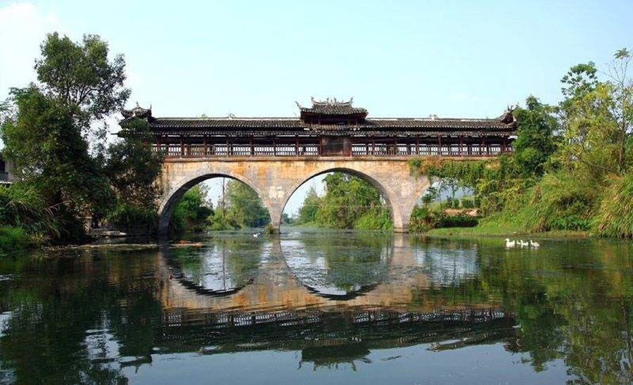 湖南永州一个县,和邵阳市相邻,拥有舜皇山景区