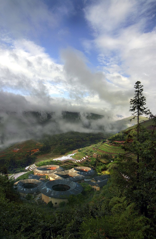 高校教师摄影作品展来了,广东省新石湾