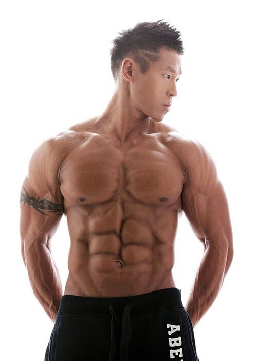 拉扎尔胸背超级组8个动作让你肌肉爆表,帅么文