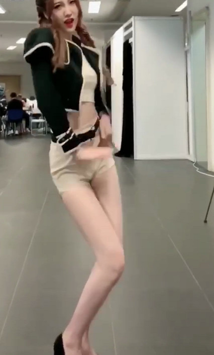 抖音,跳舞,颜值,美女,搔首弄姿