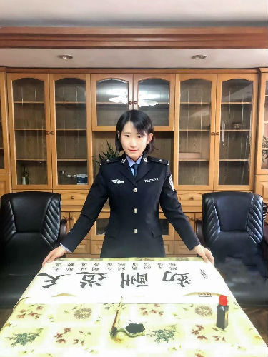 黑龙江省女子监狱的改造故事:翰墨溢香·笔生花