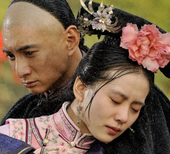 2011年,刘诗诗与吴奇隆在拍摄电视剧《步步惊心》时因戏生情.