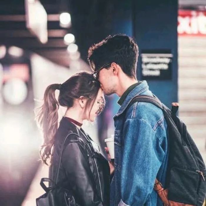 超拽情头独一无二 欧美情侣头像系列
