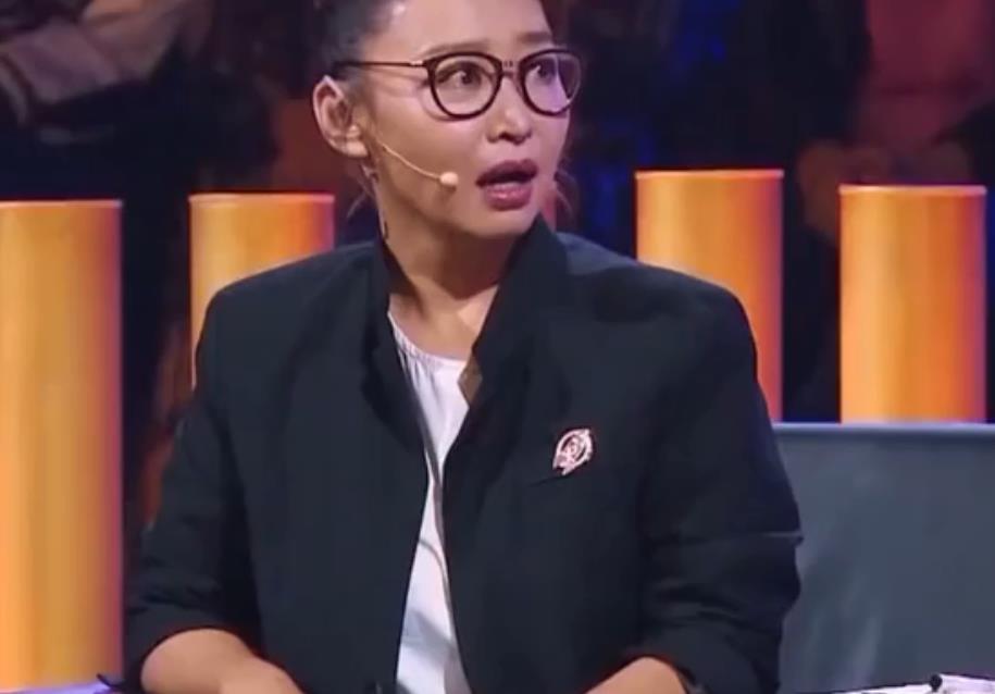 章子怡节目翻脸,现场扔鞋怒怼刘烨,大喊:你有什