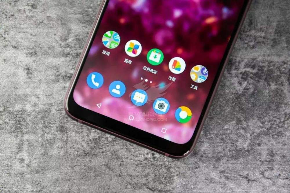 诺基亚X7、华为畅享9Plus撞衫价格都一样,你会