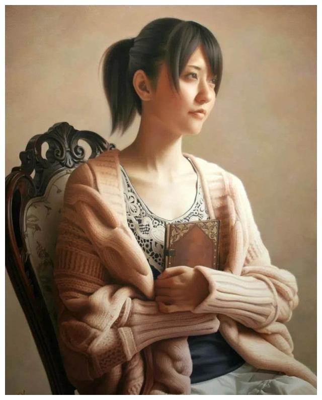 日本超写实绘画第一人,他油画中美女的恬静唯美,细腻逼真!