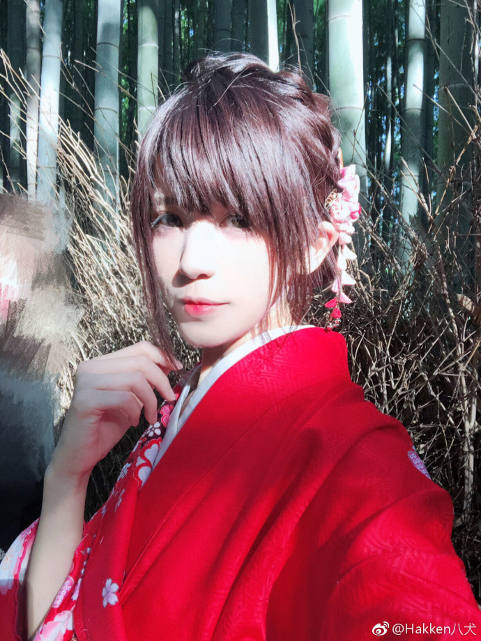 cosplay熊祁女撞,贺朝cos 有生之年,我能看到熊叔女装