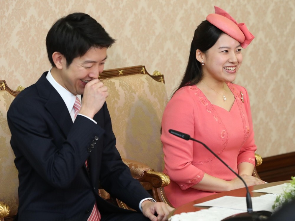 日本绚子公主举行婚礼 下嫁平民获赠1亿日元礼金