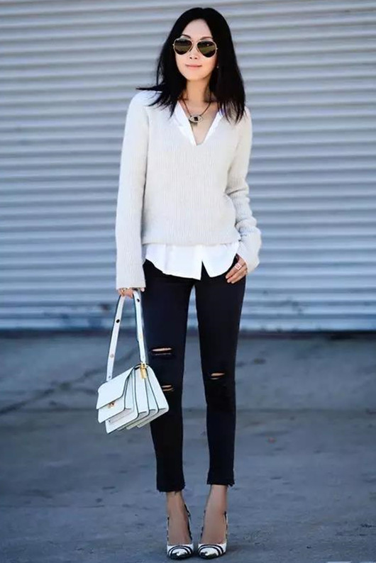 圆脸小仙女必备V领毛衣,这样搭配,给你满满的