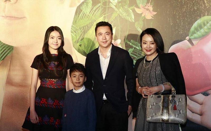 他是北京人,不顾父母反对娶重庆女孩,今赚得百