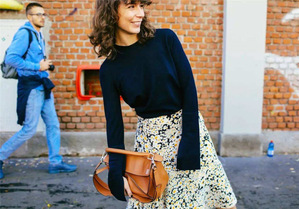 为何美国人很少买奢侈品牌?中国人乐此不疲?