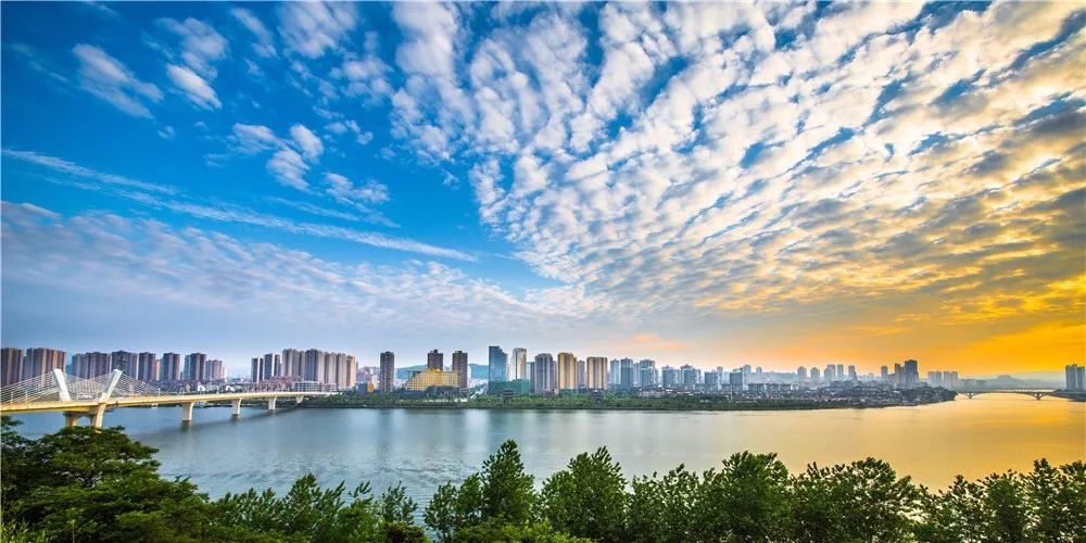 赞!全球旅游增长最快10城市重庆居首
