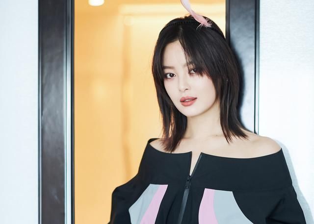 同样是剪短发,为什么你的不如辛芷蕾好看。现