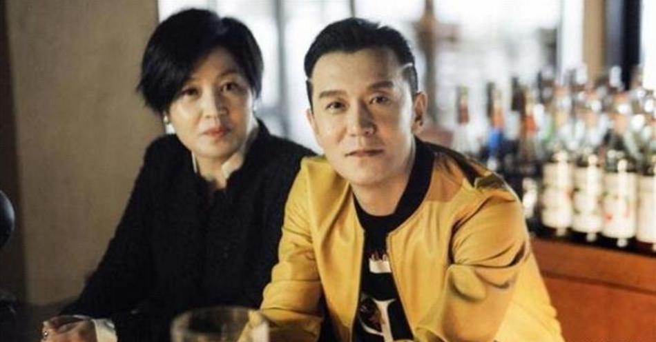 李咏葬礼细节披露,哈文遵从丈夫临终遗言,丧现场令人泪目!