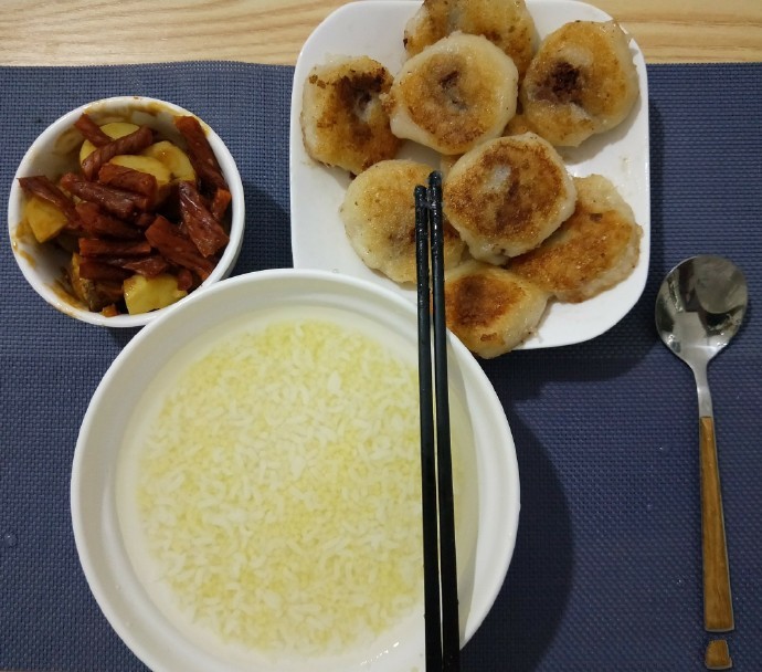 三地早餐大PK,东北的亲民,湖南的馋人,看完四