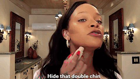 高光颜色透亮,不会像很多高光那样刷完脸油乎乎的,细腻自然,用刷子扫