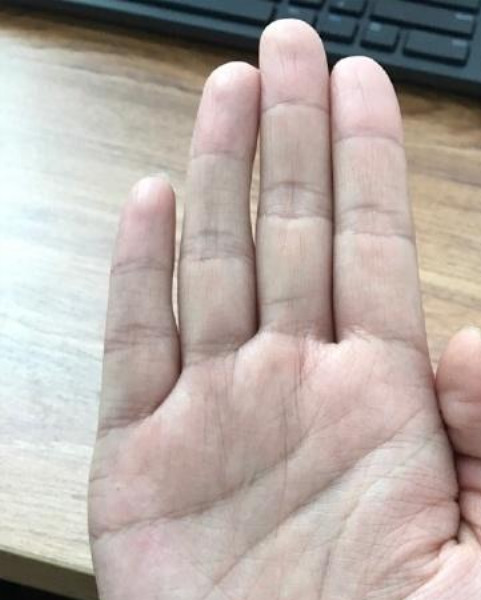 感情丰富,维持的较久,桃花运旺盛的几种手相