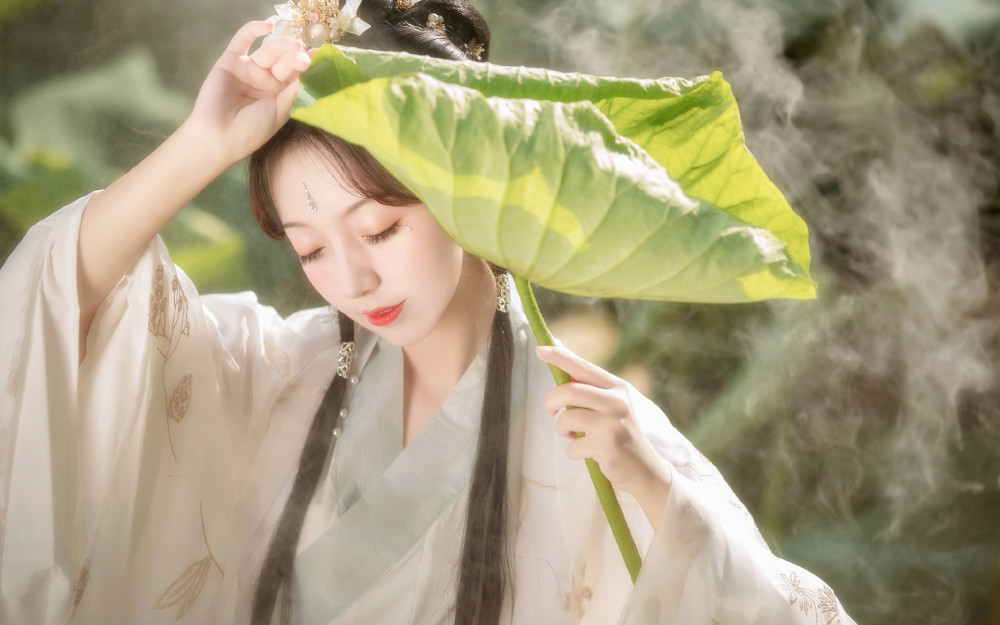 12星座中,公认高颜值的三大星座女,多才多艺还有趣!